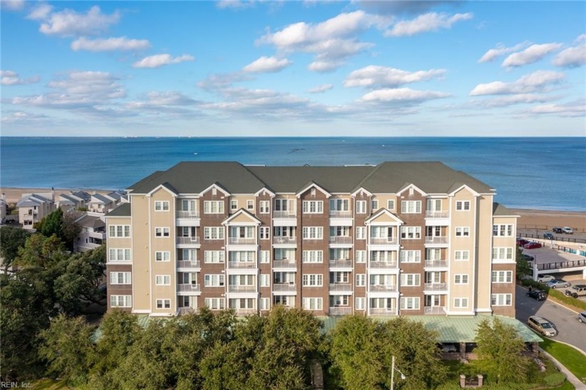 Absolutely stunning gated Bayfront penthouse with 180? - Beach Condo for sale in Virginia Beach, Virginia on Beachhouse.com