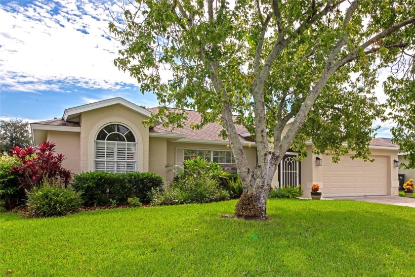 Relax, Entertain & Soak Up the best pond view in - Beach Home for sale in Bradenton, Florida on Beachhouse.com
