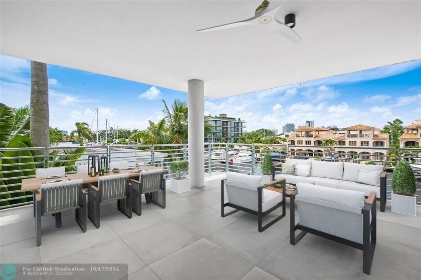 Perfect for the avid boater with deepwater assigned dockage for - Beach Condo for sale in Fort Lauderdale, Florida on Beachhouse.com