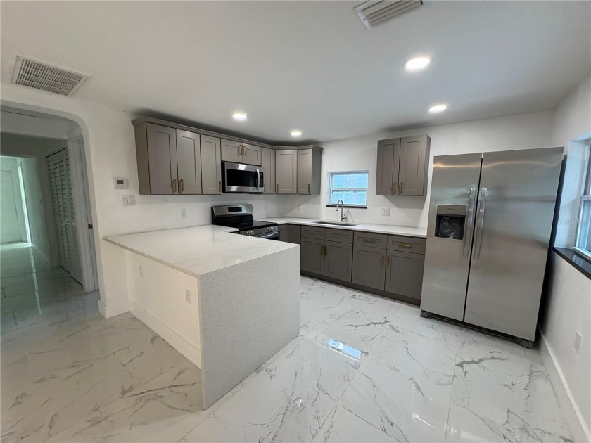 ***ATTENTION - ASSUMABLE LOAN AT 3.3% !!!!!! CALL FOR MORE - Beach Home for sale in St. Petersburg, Florida on Beachhouse.com