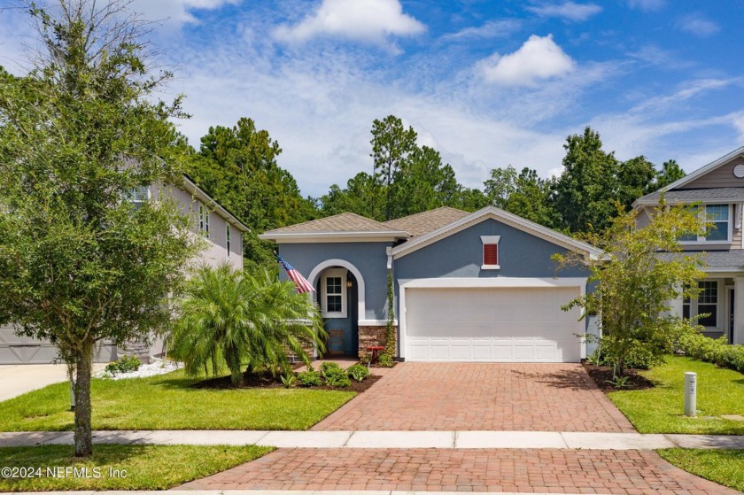 Welcome to this one-owner David Weekley home located on a - Beach Home for sale in Ponte Vedra, Florida on Beachhouse.com