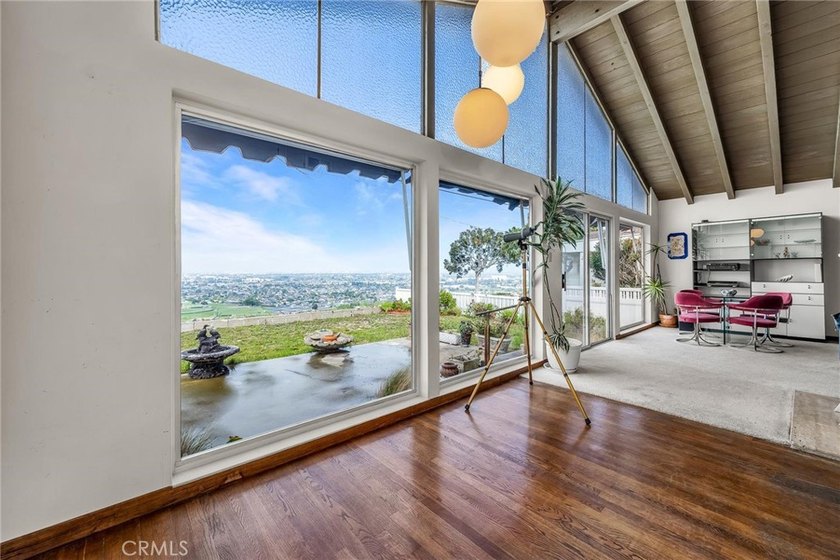 Hollywood Riviera Fixer on a Huge 12,000 SF Lot with an - Beach Home for sale in Torrance, California on Beachhouse.com