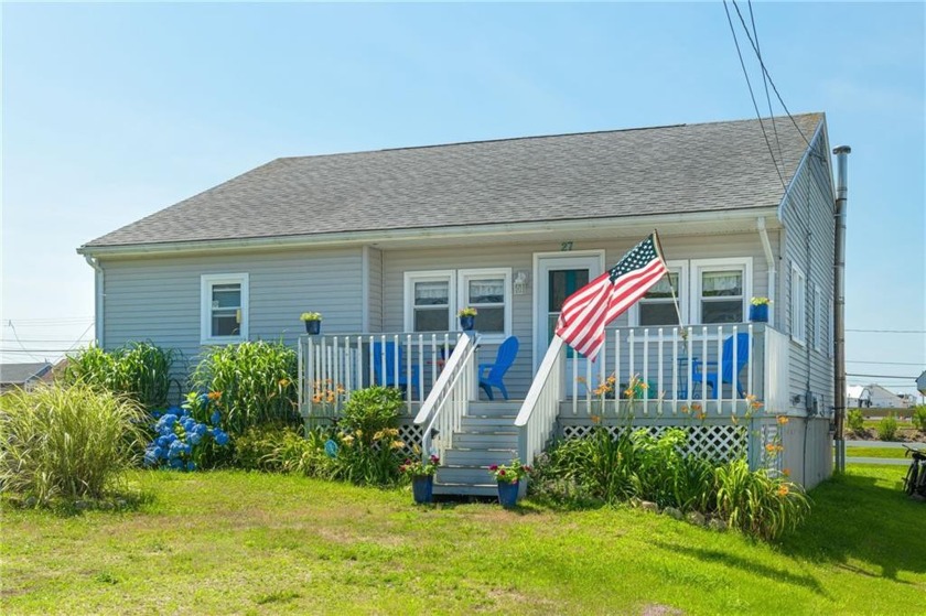 Adorable Matunuck beach house featuring a single level, open - Beach Home for sale in South Kingston, Rhode Island on Beachhouse.com