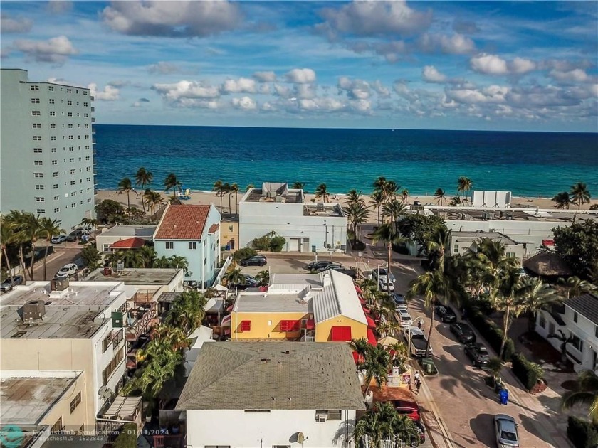 6,380 SF LAND FOR SALE ALONG WITH TURN KEY CASH-COW BUSINESS on - Beach Lot for sale in Hollywood, Florida on Beachhouse.com