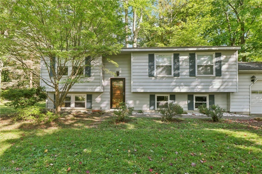 Welcome to 1625 Travers Road in Madison! This spacious home - Beach Home for sale in Madison, Ohio on Beachhouse.com