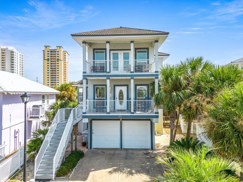 Dreaming of owning a beach home or seeking the perfect - Beach Home for sale in Navarre, Florida on Beachhouse.com