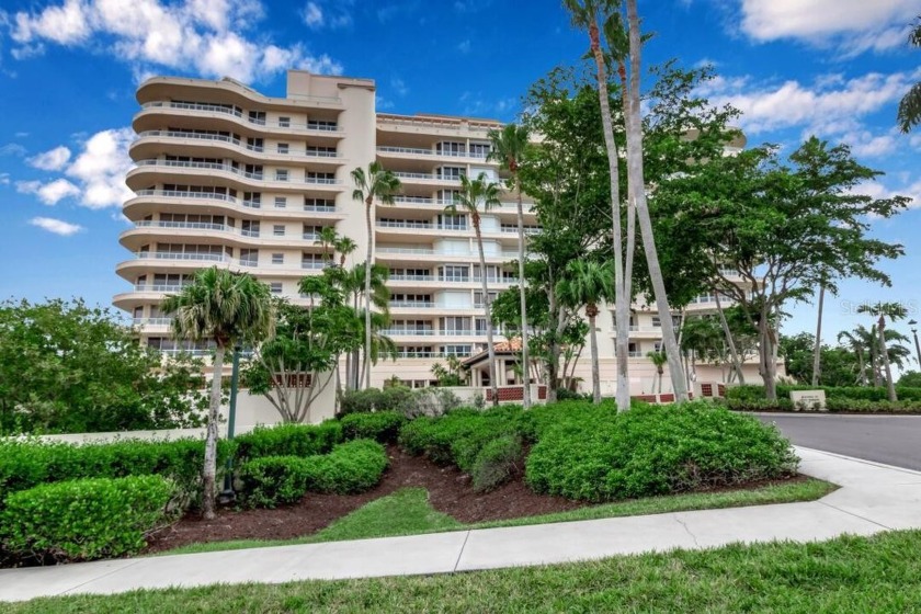 Your semi-private elevator provides access to the beautiful 7th - Beach Condo for sale in Longboat Key, Florida on Beachhouse.com