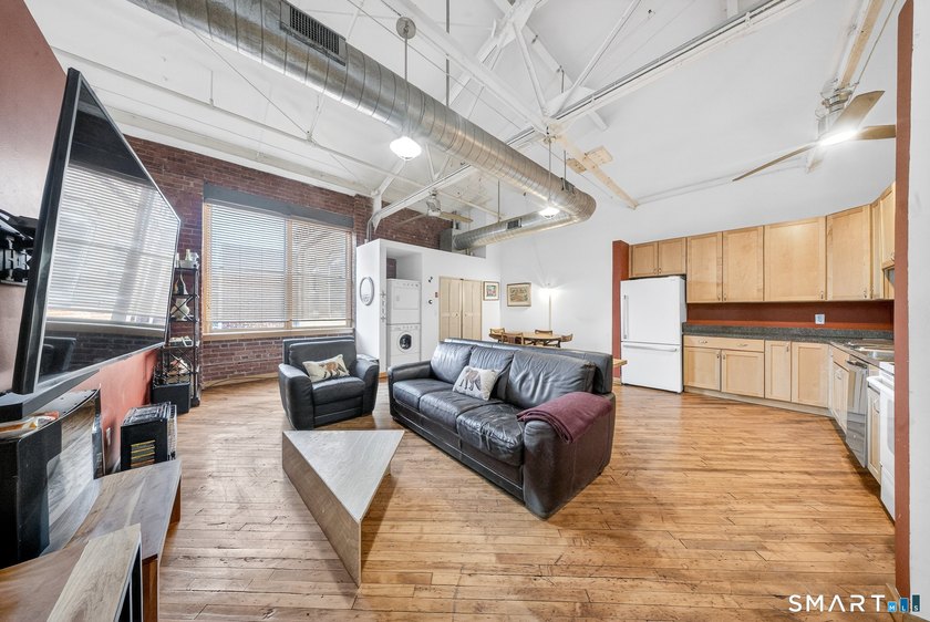 Great opportunity for an investor or rental alternative. Step - Beach Condo for sale in Bridgeport, Connecticut on Beachhouse.com