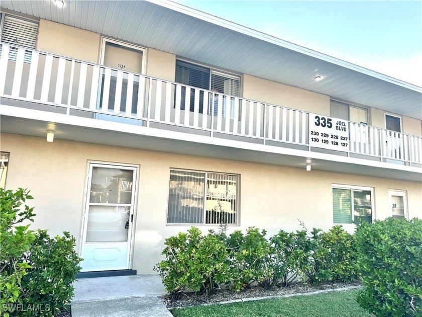 This open and bright 2 bedroom, 2 full bath condo is close to - Beach Condo for sale in Lehigh Acres, Florida on Beachhouse.com