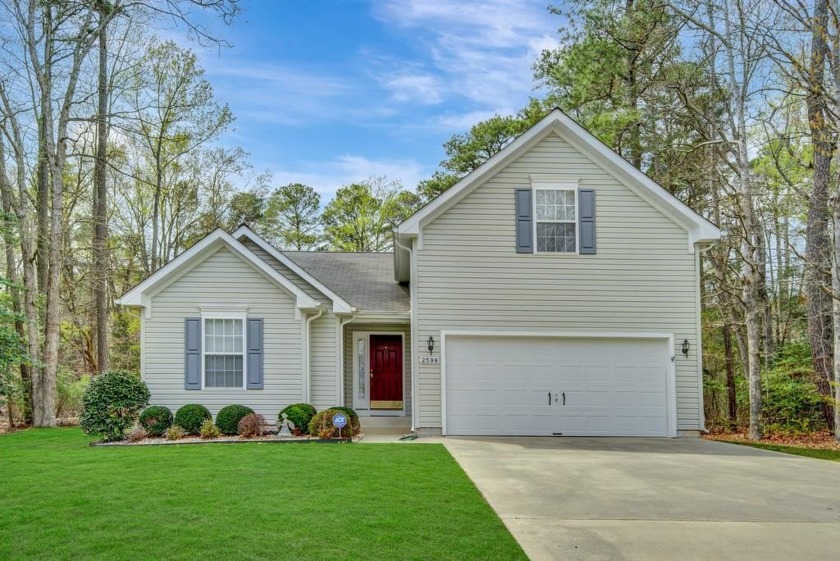 Beautiful Coastal Colonial in Captain's Cove Golf & Club! This - Beach Home for sale in Greenbackville, Virginia on Beachhouse.com