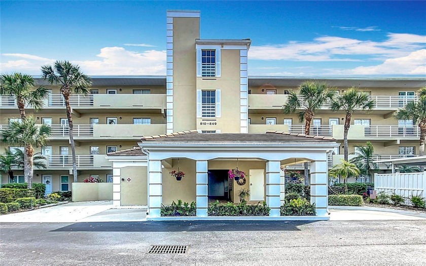 BRAND NEW AC! ELEVATOR BUILDING! TURN-KEY FURNISHED & MOVE-IN - Beach Condo for sale in Venice, Florida on Beachhouse.com