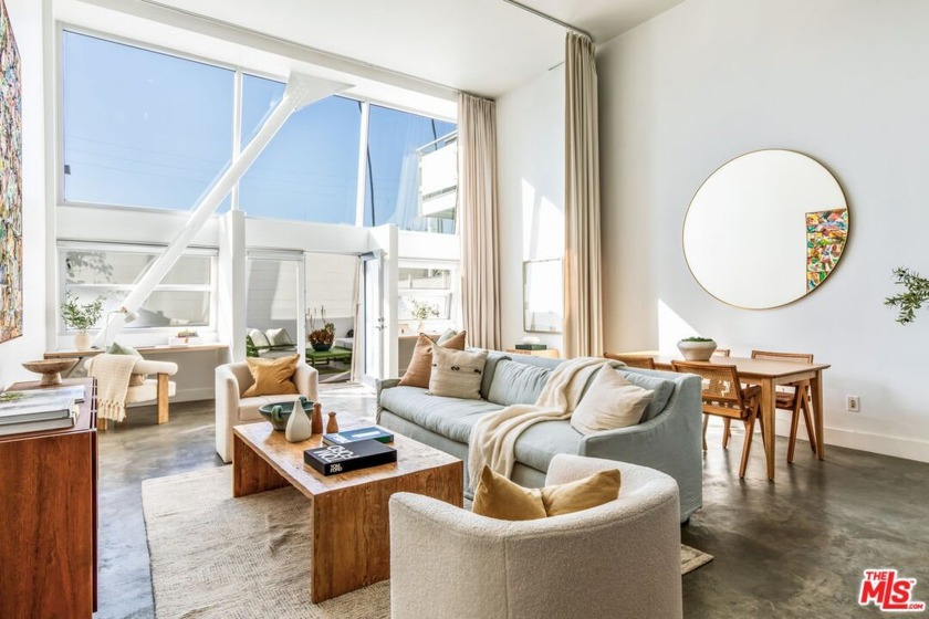 This undeniably Venice loft in the acclaimed Venice Art Lofts is - Beach Condo for sale in Venice, California on Beachhouse.com