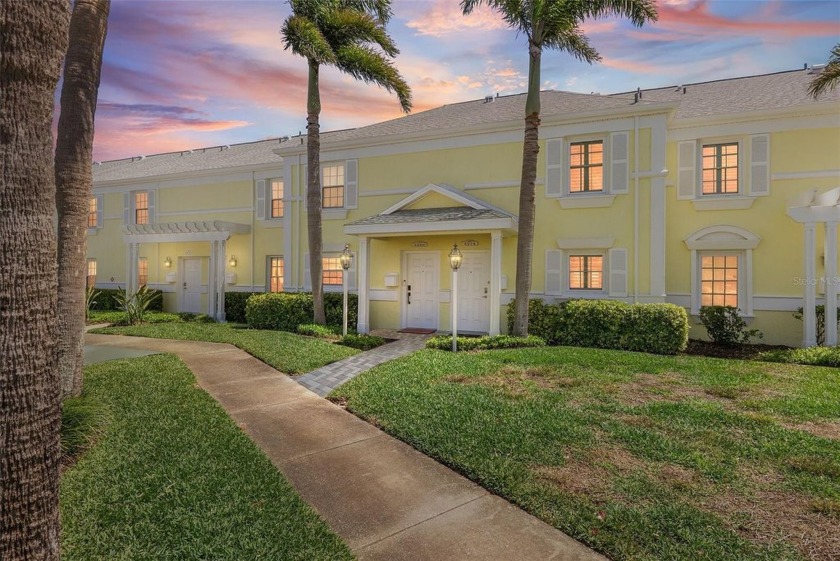 Stunning Waterfront Townhome at Waterside South - Coquina Key.
 - Beach Townhome/Townhouse for sale in St. Petersburg, Florida on Beachhouse.com
