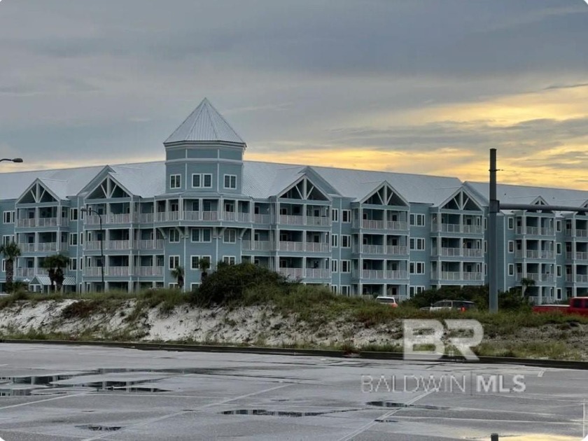 REDUCED!!!Gorgeous 2 bedroom, 2 bath *Totally Renovated* condo - Beach Home for sale in Orange Beach, Alabama on Beachhouse.com