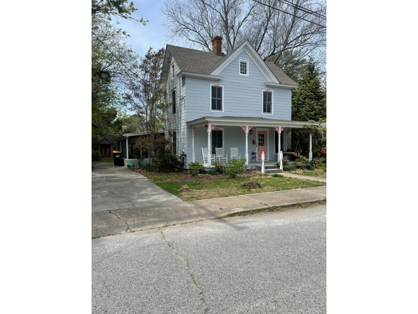 Charming 3BR, 2BA Victorian (2,208 sq ft) in Onancock, The Gem - Beach Home for sale in Onancock, Virginia on Beachhouse.com