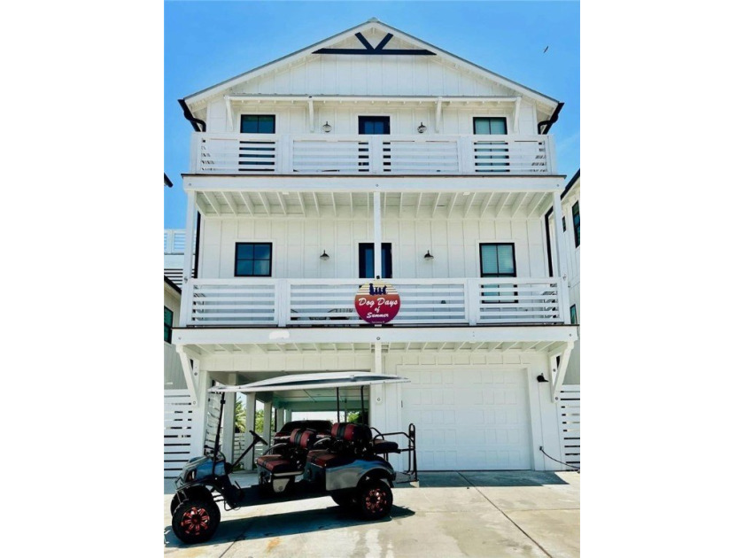 Perfect in town location for a 3 story townhome style free - Beach Condo for sale in Port Aransas, Texas on Beachhouse.com