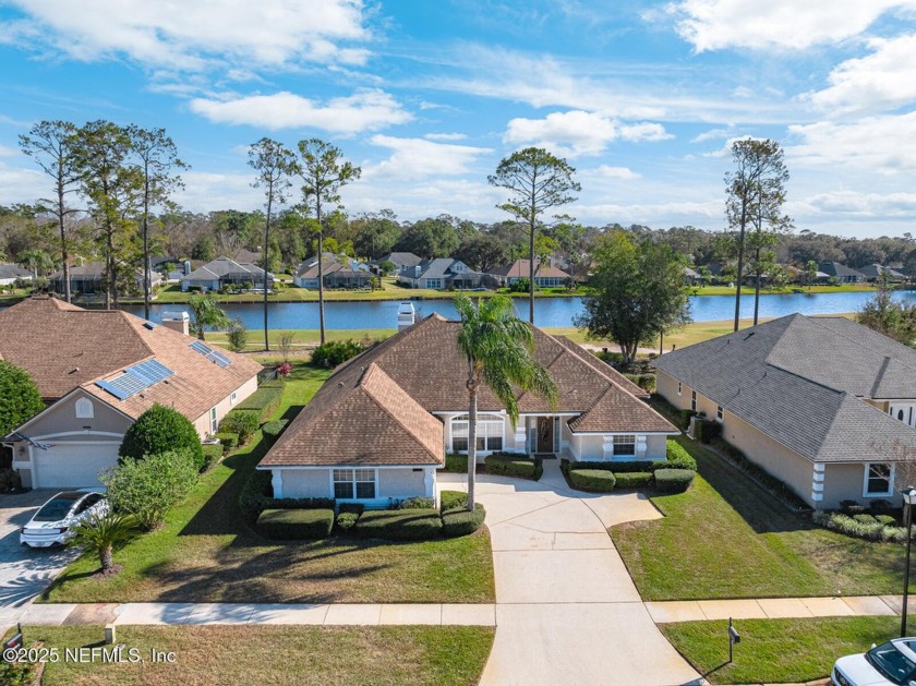 Beautiful & well-maintained home on 4th hole at Windsor Parke - Beach Home for sale in Jacksonville, Florida on Beachhouse.com