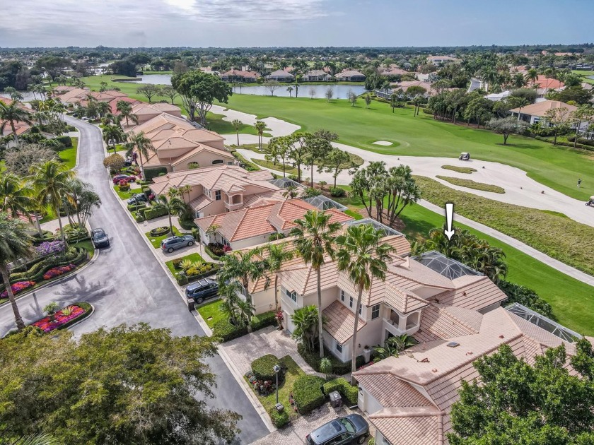 Come into this open floor plan, golf course home located on - Beach Townhome/Townhouse for sale in West Palm Beach, Florida on Beachhouse.com