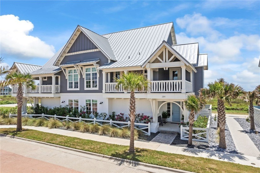 Experience all the rustic charm of South Texas in this stunning - Beach Townhome/Townhouse for sale in Port Aransas, Texas on Beachhouse.com