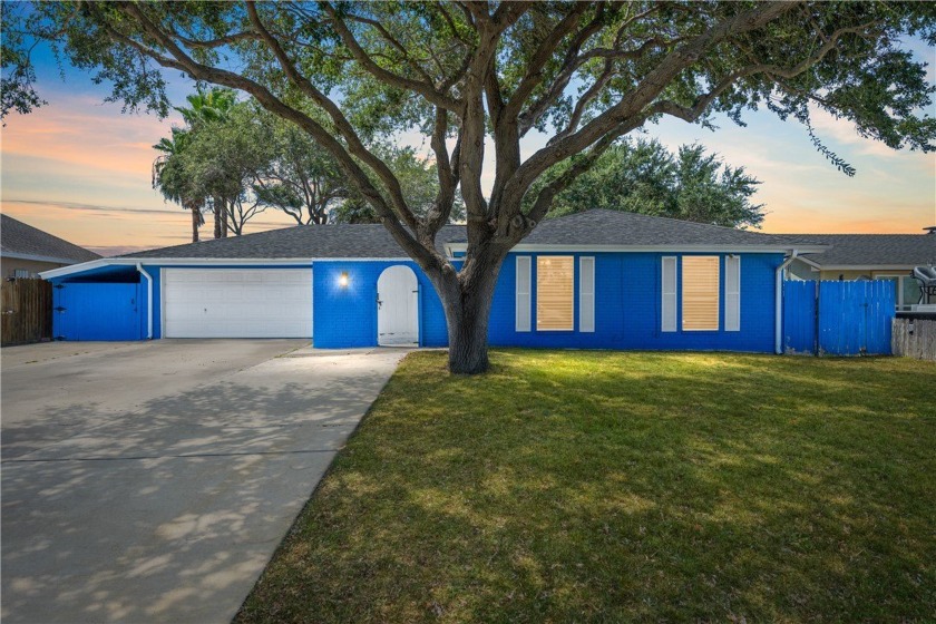 BETTER THAN A CONDO! Embrace true Island Life in your private - Beach Condo for sale in Corpus Christi, Texas on Beachhouse.com