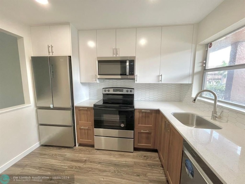 Amazing renovated unit with great view
New modern kitchen
New - Beach Condo for sale in Sunrise, Florida on Beachhouse.com