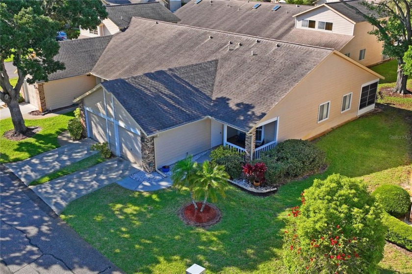 Lovely two bedroom, two bath villa with a dramatic high ceiling - Beach Home for sale in New Port Richey, Florida on Beachhouse.com