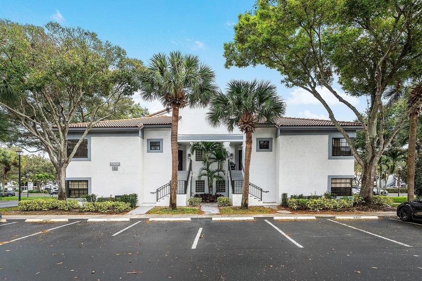 This meticulously cared for 3 bedroom, 2 bathroom condominium is - Beach Condo for sale in Boynton Beach, Florida on Beachhouse.com