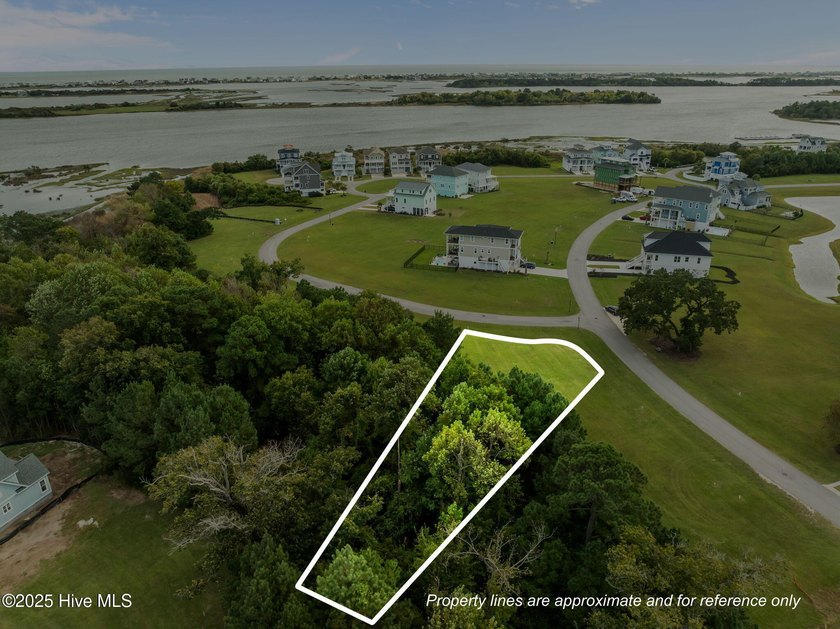 Imagine waking up to the seagulls circling for breakfast, taking - Beach Lot for sale in Holly Ridge, North Carolina on Beachhouse.com