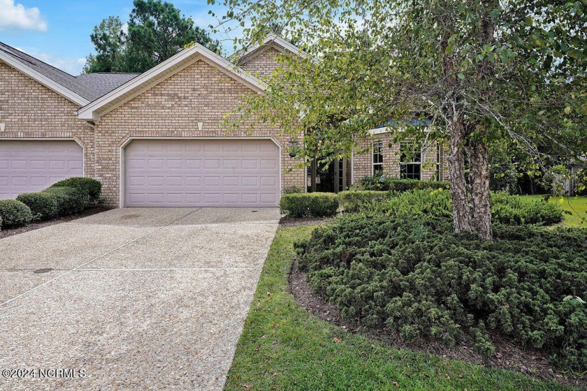 Enjoy a low maintenance/high amenity lifestyle in this Brunswick - Beach Townhome/Townhouse for sale in Leland, North Carolina on Beachhouse.com