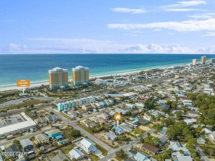 So many possibilities for this multi- family or single family - Beach Townhome/Townhouse for sale in Panama City Beach, Florida on Beachhouse.com