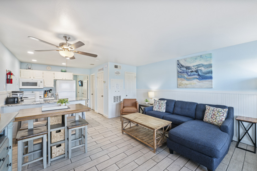 Beachside Pet-Friendly Getaway With Ocean Views And Relaxing - Beach Vacation Rentals in Corpus Christi, Texas on Beachhouse.com