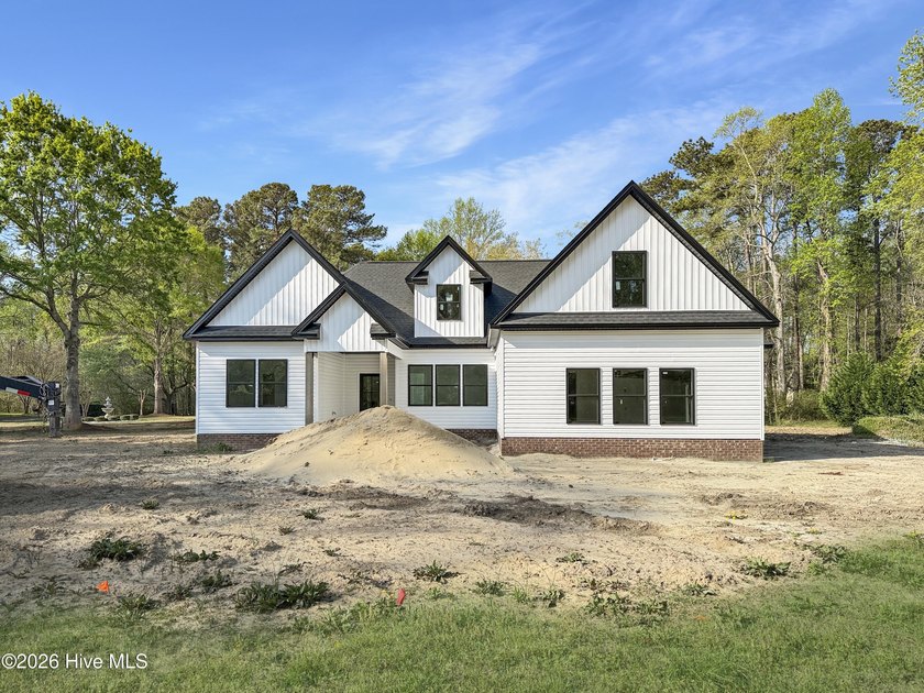 Contemporary home offers the upgrades you'll love without - Beach Home for sale in Elizabeth City, North Carolina on Beachhouse.com