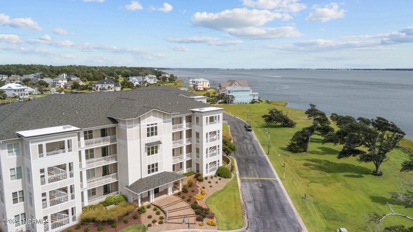 COME ENJOY THE BEAUTIFUL WATER VIEWS OF BOGUE SOUND, ICW and - Beach Condo for sale in Morehead City, North Carolina on Beachhouse.com