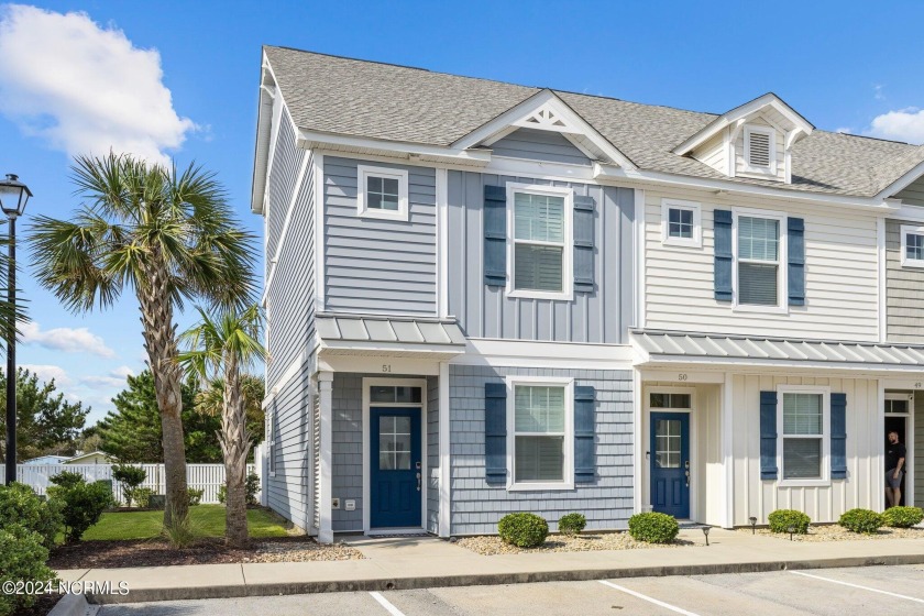 Welcome to Seaside Villas, your perfect coastal retreat! This - Beach Townhome/Townhouse for sale in Atlantic Beach, North Carolina on Beachhouse.com