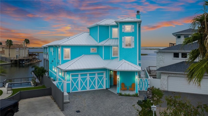This exquisite finger-tip residence offers over 300 degrees of - Beach Home for sale in Corpus Christi, Texas on Beachhouse.com