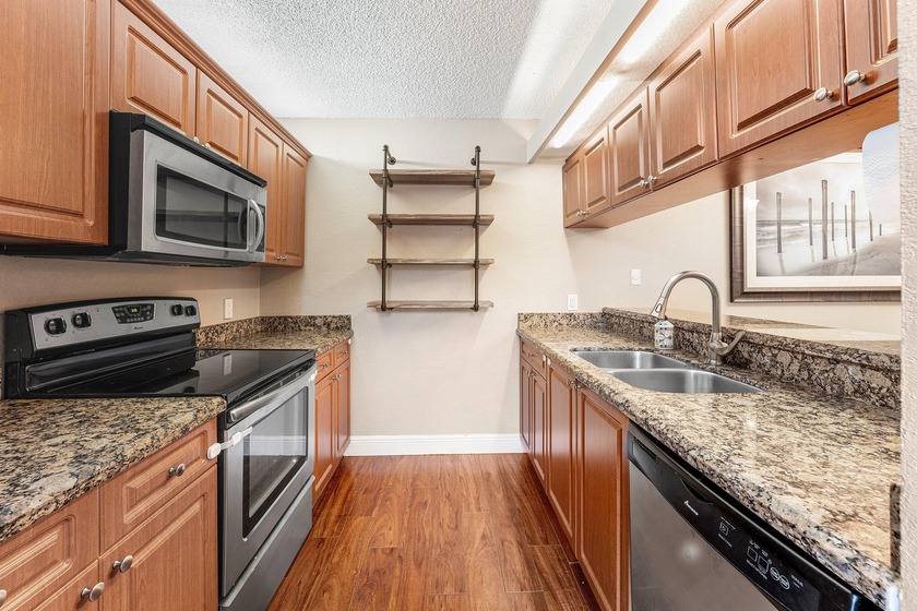 Two Bedroom, 2.5 bath Townhome in friendly community  Village of - Beach Townhome/Townhouse for sale in West Palm Beach, Florida on Beachhouse.com