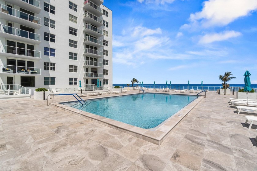 Best Deal in Palm Beach! Serious Seller! Under $275K beachfront - Beach Condo for sale in Palm Beach, Florida on Beachhouse.com