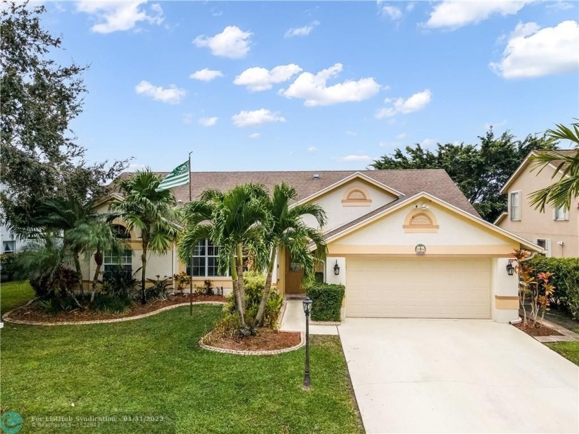 Welcome to your new home! This 3 bedroom 2 bath POOL home is - Beach Home for sale in Lake Worth Beach, Florida on Beachhouse.com