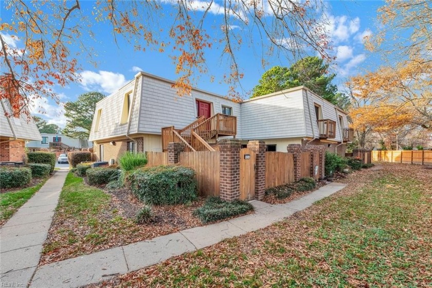 Welcome home to Lands End! You will fall in love with this - Beach Home for sale in Virginia Beach, Virginia on Beachhouse.com