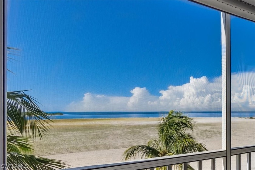 Investors, Project Lovers - IMAGINE THE POSSIBILITIES: Weekly - Beach Condo for sale in Fort Myers Beach, Florida on Beachhouse.com