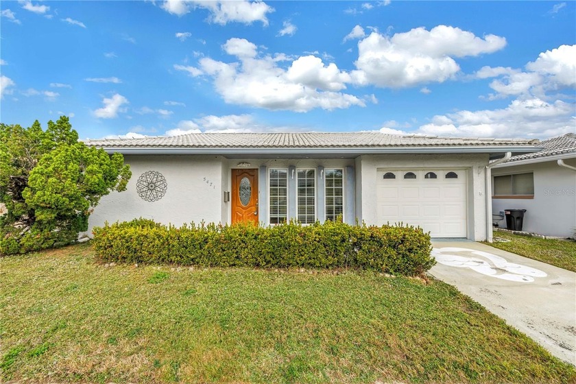 Under contract-accepting backup offers. Welcome to this - Beach Home for sale in Pinellas Park, Florida on Beachhouse.com