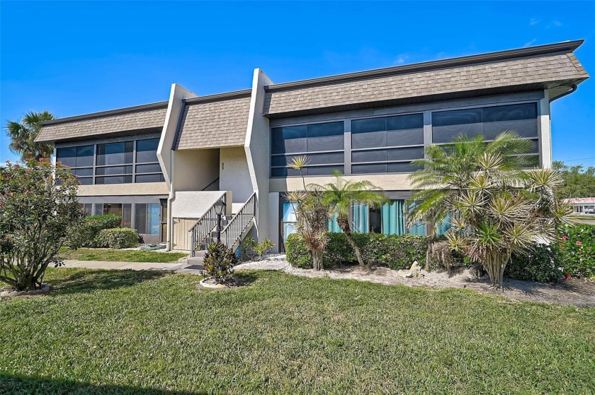 Welcome to Villa Nova, a beautifully maintained 55+ community - Beach Condo for sale in Venice, Florida on Beachhouse.com