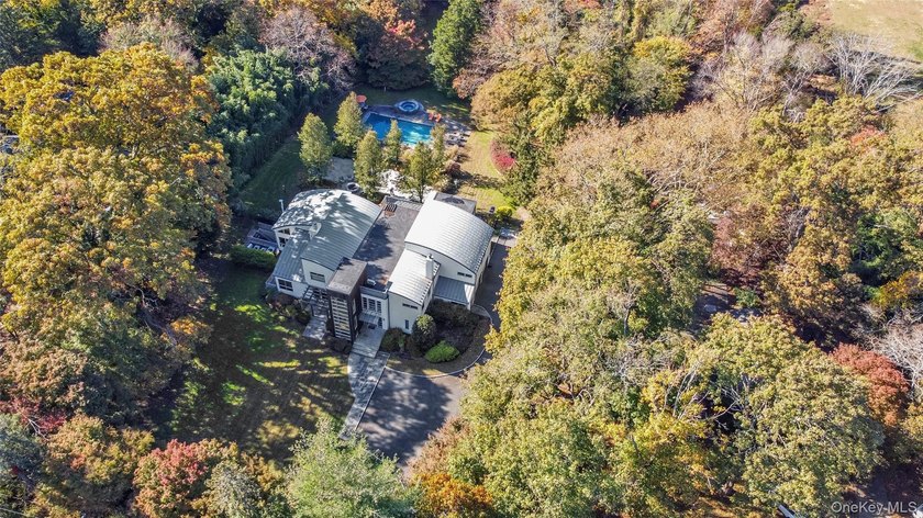 Nestled on 2.06 private acres in the coveted hamlet of Eatons - Beach Home for sale in Northport, New York on Beachhouse.com