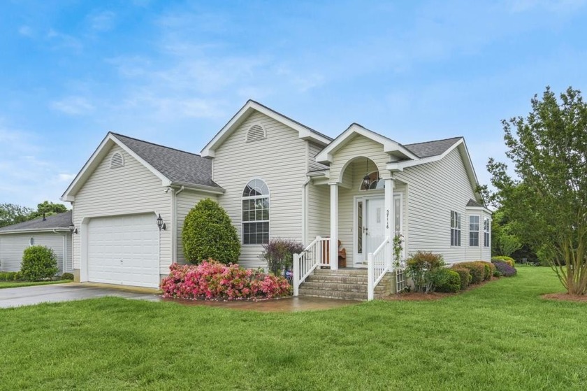3/1618 3 BR 2/BA 1928 sq ft., Rancher with 2 car garage - Beach Home for sale in Greenbackville, Virginia on Beachhouse.com
