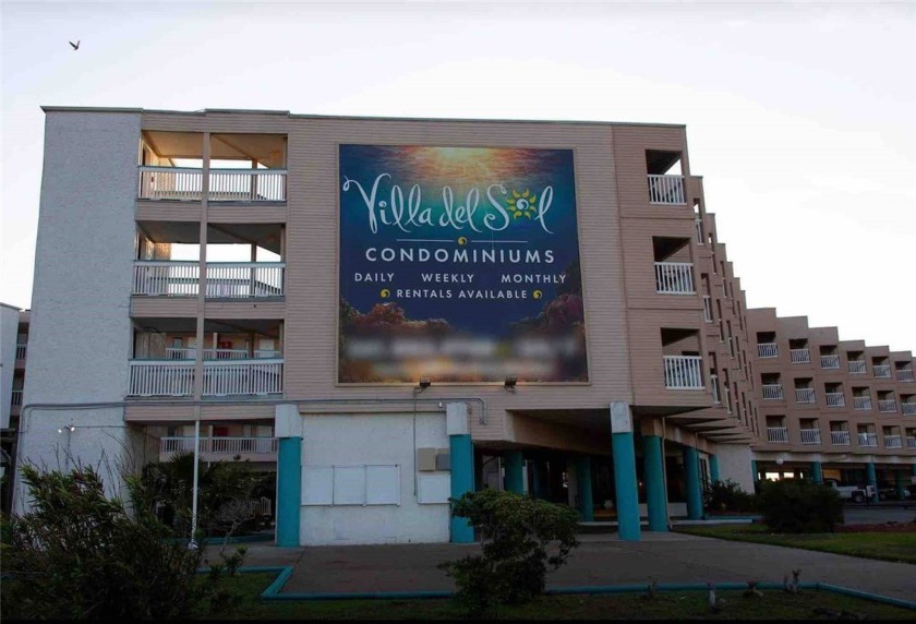 Enjoy breathtaking views of Corpus Christi Bay, North Beach, and - Beach Condo for sale in Corpus Christi, Texas on Beachhouse.com