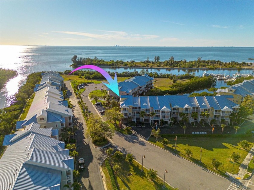 BONUS ADDED! SELLERS are now OFFERING FURNITURE with the - Beach Townhome/Townhouse for sale in Ruskin, Florida on Beachhouse.com