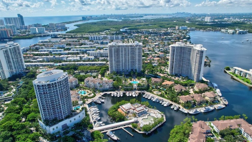 PRESTIGIOUS TOWER SUITE W/HIGH CEILINGS AND AMAZING WATER & CITY - Beach Condo for sale in Aventura, Florida on Beachhouse.com