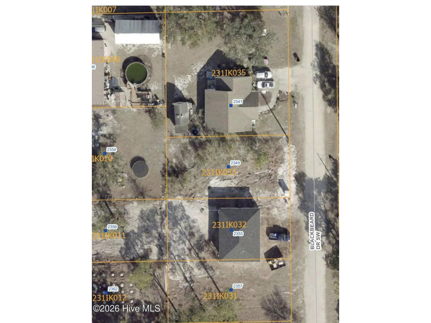 Site Ready lot in Buccaneer Hills, 5 miles from Holden Beach - Beach Lot for sale in Supply, North Carolina on Beachhouse.com