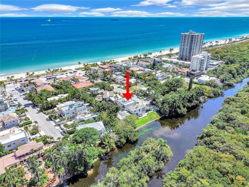 Prime location on this sophisticated beachside retreat perfect - Beach Home for sale in Fort Lauderdale, Florida on Beachhouse.com