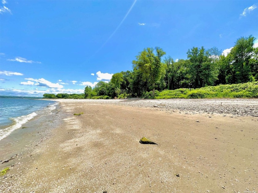 Spectacular opportunity to own one of the largest open - Beach Acreage for sale in Oyster Bay, New York on Beachhouse.com